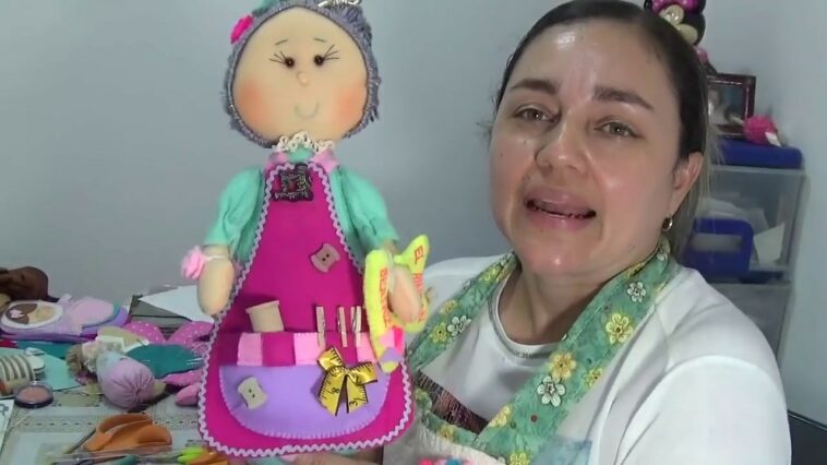 Abuelita alfiletero-Paño lency-El Rincón de Beatriz