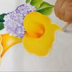 Tutorial De Pintura Textil Como Pintar Calas Amarillas Y Hortensias