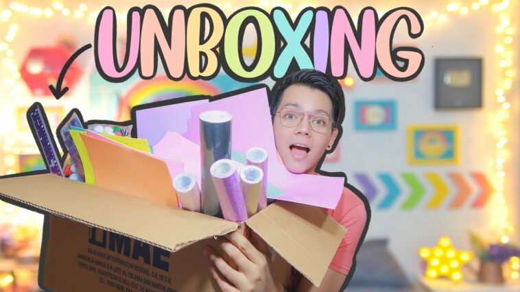 UNBOXING: Abriendo una caja llena de materiales para manualidades + anuncio de NAVIDAD! ?