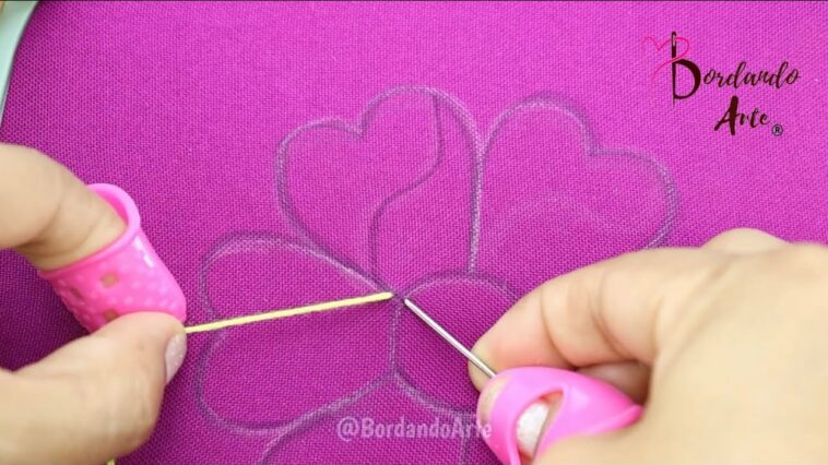 BORDADO A MANO PUNTADA DE OJAL PARA PÉTALOS DE FLORES | HAND EMBROIDERY EASY STITCHING NEW DESIGN