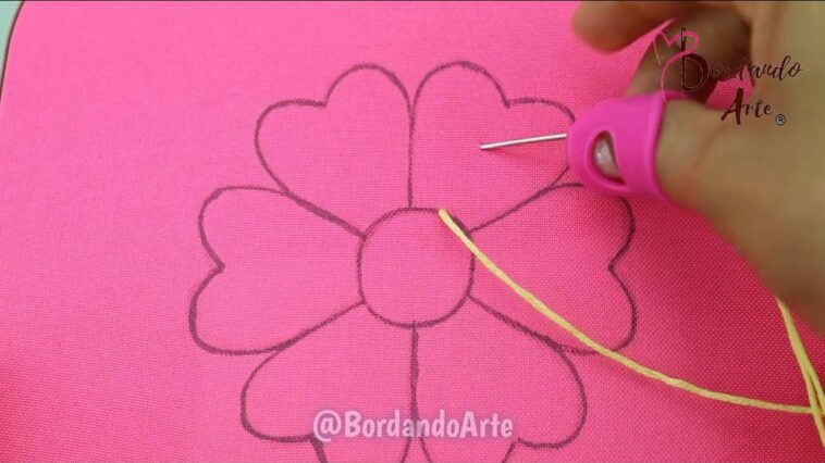 BORDADO A MANO PUNTADAS FÁCILES PARA RELLENAR PÉTALOS | HAND EMBROIDERY UNIQUE DESIGN FLOWERS