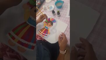 Pintando una Muñequita Lele #manualidades