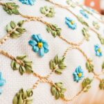 Cojin bordado a mano con cintas o listones especial principiantes/How to make a cushion