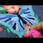 ¡Bordemos una blusa! BORDADO SIN NUDOS EN BLUSA MARIPOSA CON FLORES