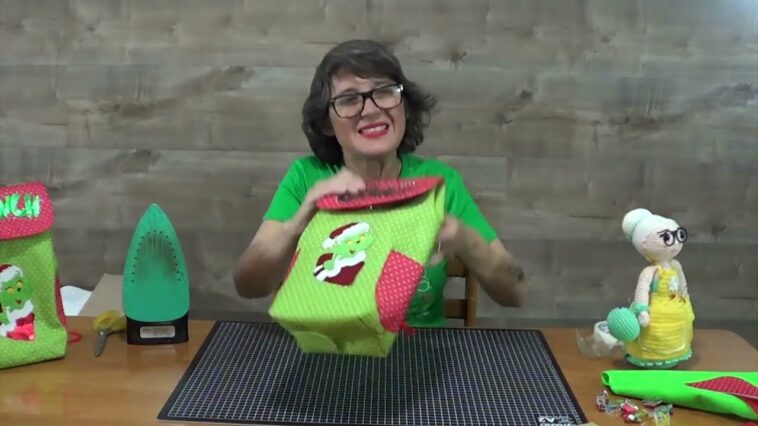 Mochila Grinch. Incluye moldes (Caja de información). Yasna Pino. Casa Puchinni.