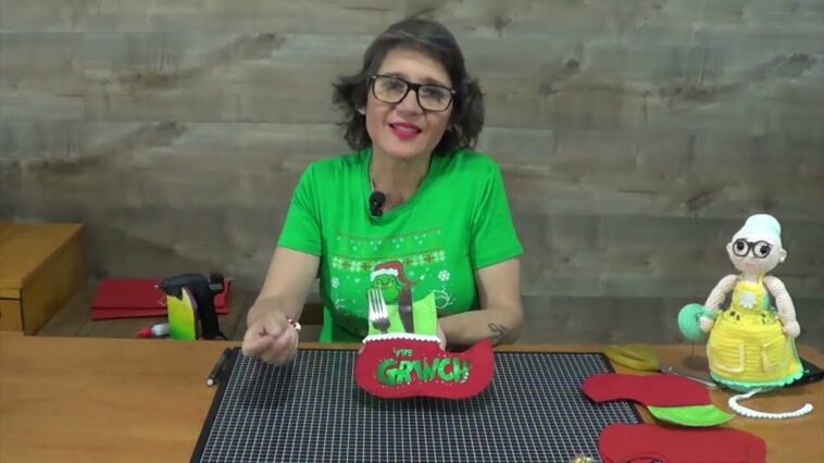 Cubre servicios Grinch. Incluye moldes (Caja de información). Yasna Pino. Casa Puchinni.