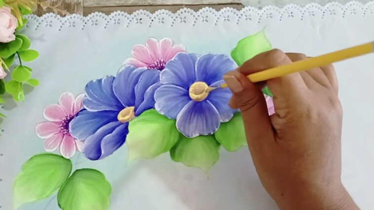 Cómo Pintar Flores Sobre Tela con Pintura Textil