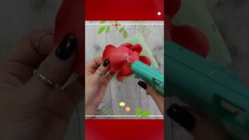 Corazón de rosas de Goma Eva o Foamy :: Aprende a termoformar Foamy :: #chuladascreativas #rosasdiy