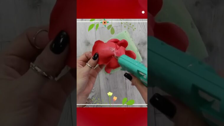 Corazón de rosas de Goma Eva o Foamy :: Aprende a termoformar Foamy :: #chuladascreativas #rosasdiy