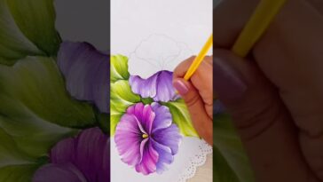 Pintando Flores Sobre Tela