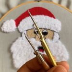 Wow‼️FÁCIL BORDADO NAVIDEÑO CON AGUJA MÁGICA😱🧶PUNCH NEEDLE👌 #embroidery #handmade #punchneedle