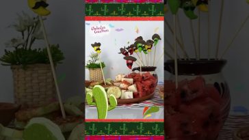 Chilitos distintivos de foamy moldeable para brochetas de fruta y decorar tu fiesta mexicana #mexico