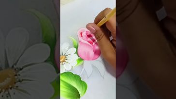 Como Pintar una Flor Rosa Sobre Tela